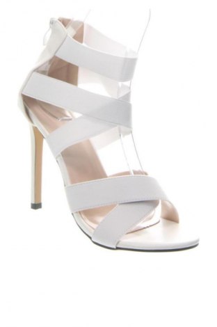 Sandalen Unbranded, Größe 40, Farbe Weiß, Preis 37,40 €