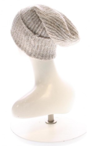 Шапка H&M, Цвят Бежов, Цена 8,18 €