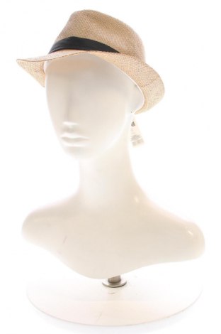 Шапка Unbranded, Цвят Бежов, Цена 11,00 €