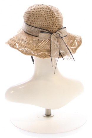 Шапка Unbranded, Цвят Бежов, Цена 7,00 €