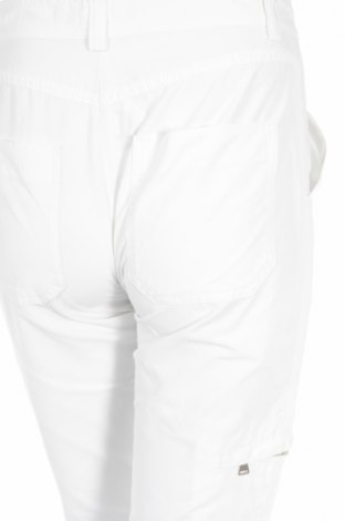 Дамски панталон Brax Golf, Размер XS, Цвят Бял, Цена 36,00 лв.