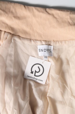 Γυναικείο μπουφάν SNDYS, Μέγεθος XS, Χρώμα  Μπέζ, Τιμή 38,35 €