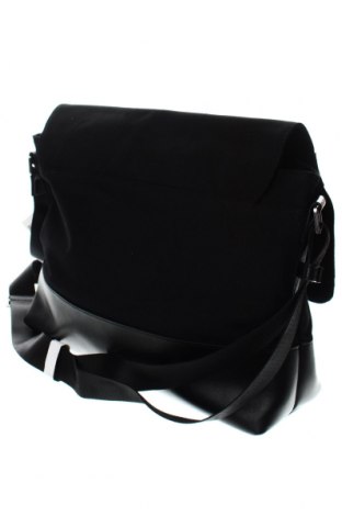 Чанта за лаптоп Schott, Цвят Черен, Цена 119,31 лв.
