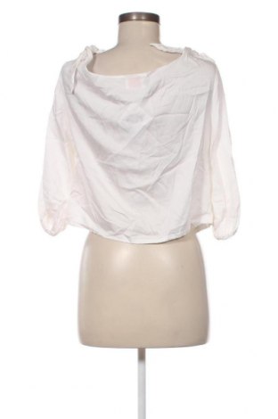 Damen Shirt, Größe XS, Farbe Weiß, Preis 5,99 €