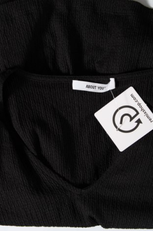 Γυναικεία μπλούζα About You, Μέγεθος XS, Χρώμα Μαύρο, Τιμή 3,92 €