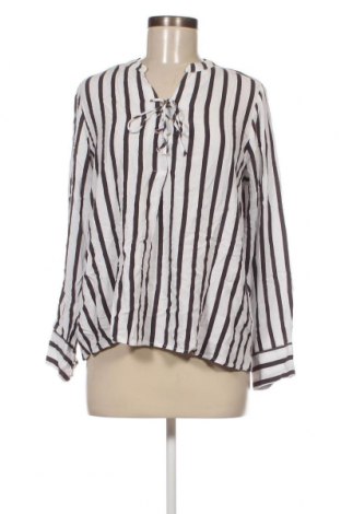 Damen Shirt Amisu, Größe M, Farbe Mehrfarbig, Preis 2,12 €