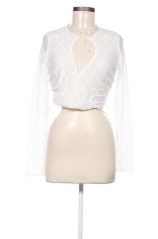 Дамска блуза Bershka, Размер S, Цвят Бял, Цена 7,75 лв.