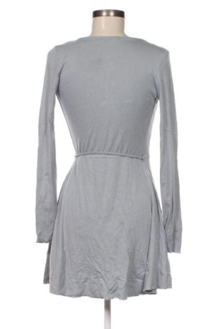 Damen Shirt Bershka, Größe S, Farbe Grau, Preis 3,04 €