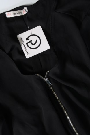 Γυναικεία μπλούζα Bershka, Μέγεθος M, Χρώμα Μαύρο, Τιμή 3,53 €