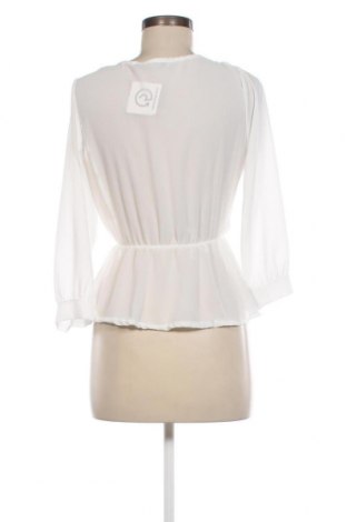 Дамска блуза Boohoo, Размер S, Цвят Бял, Цена 5,32 лв.