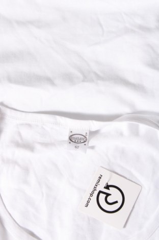 Дамска блуза Cecilia Classics, Размер 3XL, Цвят Бял, Цена 19,00 лв.