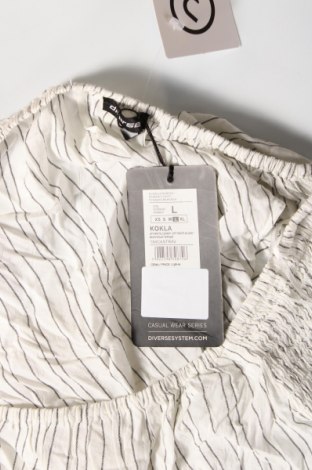 Γυναικεία μπλούζα Diverse, Μέγεθος L, Χρώμα Λευκό, Τιμή 5,59 €