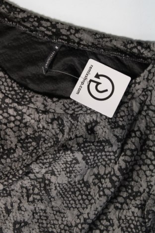 Γυναικεία μπλούζα Free Quent, Μέγεθος M, Χρώμα Γκρί, Τιμή 2,97 €