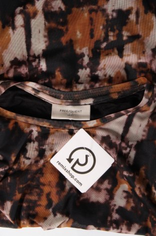 Damen Shirt Free Quent, Größe S, Farbe Mehrfarbig, Preis 2,17 €