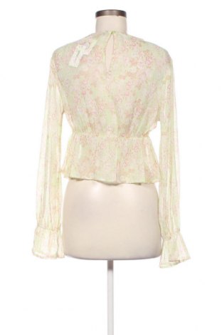 Дамска блуза Gina Tricot, Размер S, Цвят Многоцветен, Цена 7,20 лв.