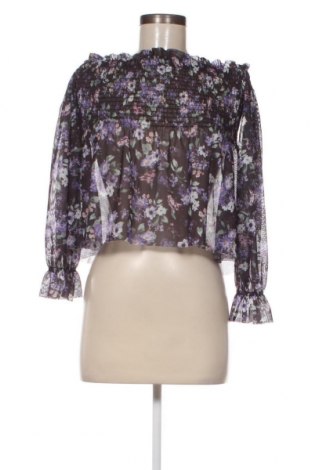 Дамска блуза Gina Tricot, Размер XS, Цвят Многоцветен, Цена 4,35 лв.