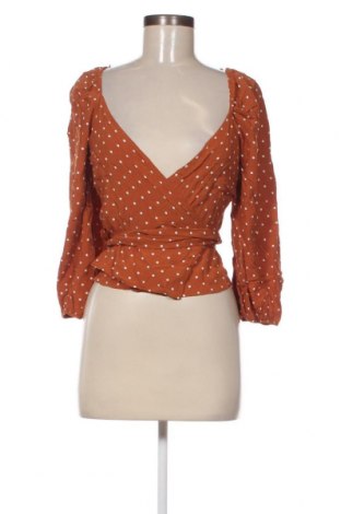 Дамска блуза Gina Tricot, Размер M, Цвят Кафяв, Цена 8,25 лв.