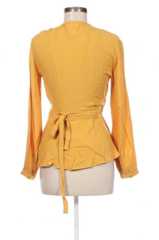 Γυναικεία μπλούζα H&M, Μέγεθος M, Χρώμα Κίτρινο, Τιμή 9,79 €