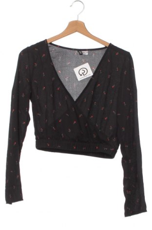 Damen Shirt H&M Divided, Größe XS, Farbe Schwarz, Preis 2,12 €