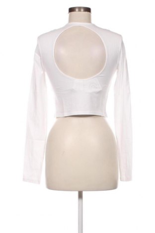 Дамска блуза H&M Divided, Размер M, Цвят Бял, Цена 30,89 лв.