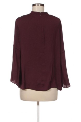 Γυναικεία μπλούζα In Wear, Μέγεθος M, Χρώμα Κόκκινο, Τιμή 16,40 €