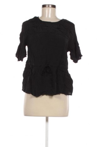 Γυναικεία μπλούζα Ivana Helsinki, Μέγεθος S, Χρώμα Μαύρο, Τιμή 3,34 €