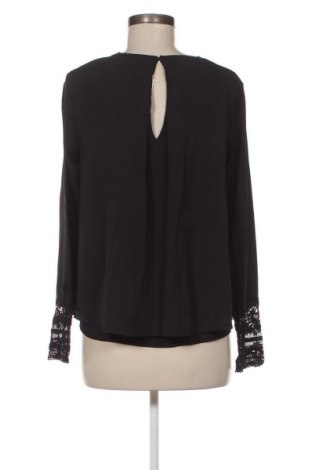 Дамска блуза Jennifer Taylor, Размер S, Цвят Черен, Цена 4,56 лв.