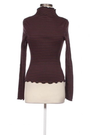 Damen Shirt Levi's, Größe M, Farbe Mehrfarbig, Preis 28,92 €