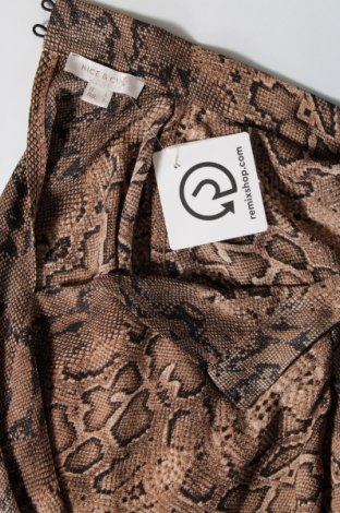 Γυναικεία μπλούζα Nice & Chic, Μέγεθος M, Χρώμα Πολύχρωμο, Τιμή 2,35 €