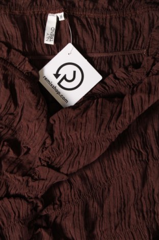 Дамска блуза Nly Trend, Размер S, Цвят Кафяв, Цена 19,00 лв.