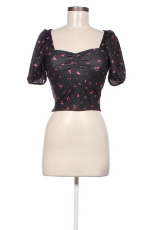 Γυναικεία μπλούζα ONLY, Μέγεθος S, Χρώμα Μαύρο, Τιμή 4,74 €