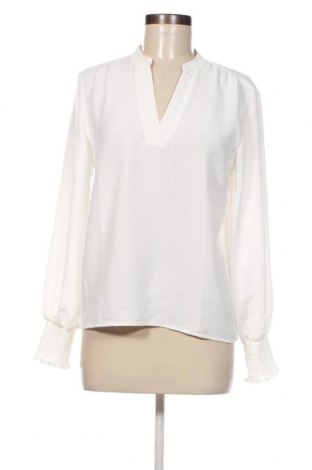 Дамска блуза ONLY, Размер S, Цвят Бял, Цена 18,00 лв.