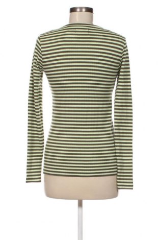 Γυναικεία μπλούζα Pieces, Μέγεθος M, Χρώμα Πολύχρωμο, Τιμή 9,28 €