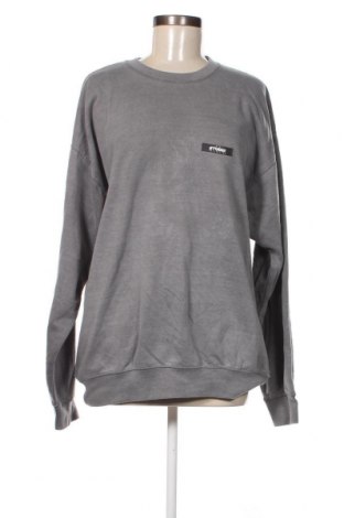 Damen Shirt Pretty Little Thing, Größe L, Farbe Grau, Preis € 3,68