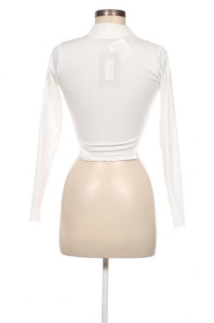Дамска блуза Pretty Little Thing, Размер S, Цвят Бял, Цена 31,00 лв.