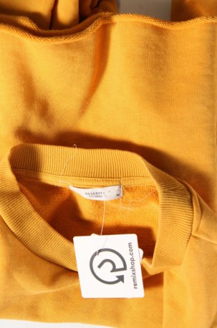 Дамска блуза Reserved, Размер M, Цвят Оранжев, Цена 4,56 лв.