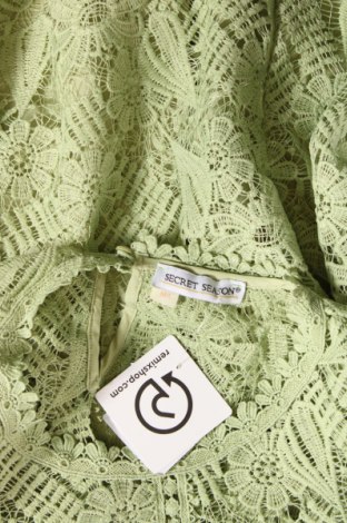 Дамска блуза Secret Season, Размер M, Цвят Зелен, Цена 24,00 лв.