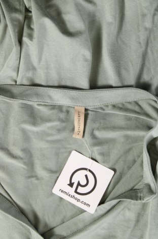 Дамска блуза Soya Concept, Размер M, Цвят Зелен, Цена 72,00 лв.