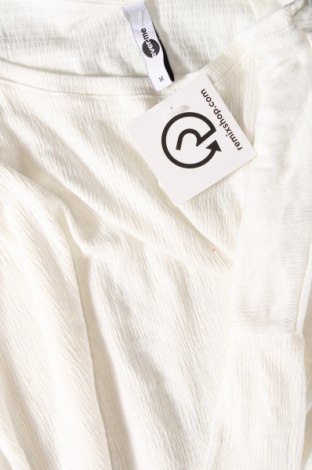 Γυναικεία μπλούζα Takko Fashion, Μέγεθος M, Χρώμα Λευκό, Τιμή 2,12 €