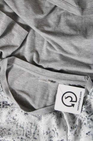 Damen Shirt True Style, Größe M, Farbe Grau, Preis 2,25 €