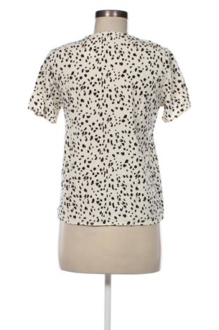 Дамска блуза VILA, Размер M, Цвят Екрю, Цена 40,00 лв.
