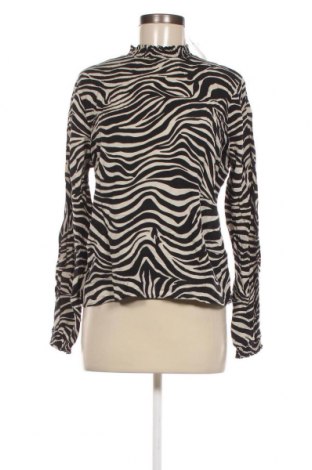 Дамска блуза VILA, Размер M, Цвят Многоцветен, Цена 4,50 лв.