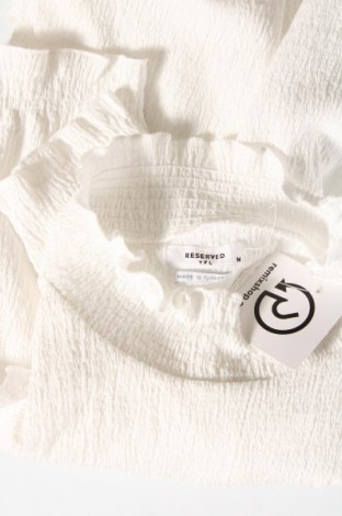 Γυναικεία μπλούζα Yfl Reserved, Μέγεθος M, Χρώμα Λευκό, Τιμή 3,89 €