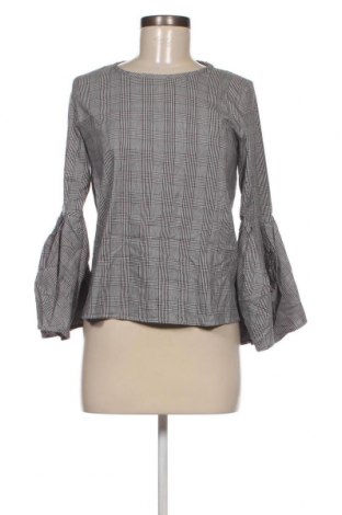Дамска блуза Zara, Размер XS, Цвят Сив, Цена 4,80 лв.