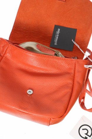 Дамска чанта Mia Tomazzi, Цвят Оранжев, Цена 349,00 лв.
