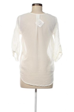Γυναικείο πουκάμισο Vero Moda, Μέγεθος S, Χρώμα Εκρού, Τιμή 9,28 €