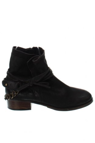 Dámské boty  Cox, Velikost 38, Barva Černá, Cena  809,00 Kč