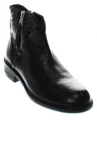 Dámské boty  Geox, Velikost 38, Barva Černá, Cena  2 093,00 Kč