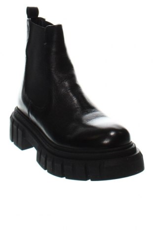 Dámské boty  Inuovo, Velikost 37, Barva Černá, Cena  2 116,00 Kč
