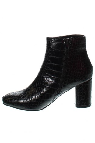 Dámské boty  Irl, Velikost 37, Barva Černá, Cena  469,00 Kč
